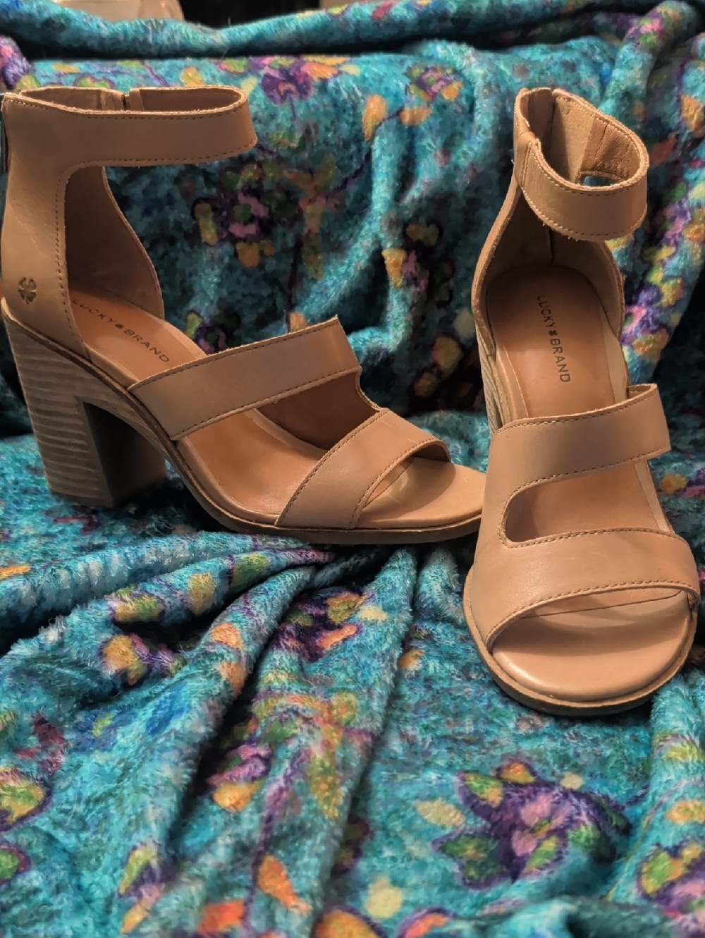 Lucky Brand Tan Leather Strappy Block Heel Sandals, Size 8